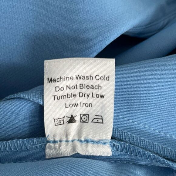 Tuckernuck Cornflower Blue Collared V-neck Embroidered Scalloped Trim Blouse XS - Picture 8 of 9